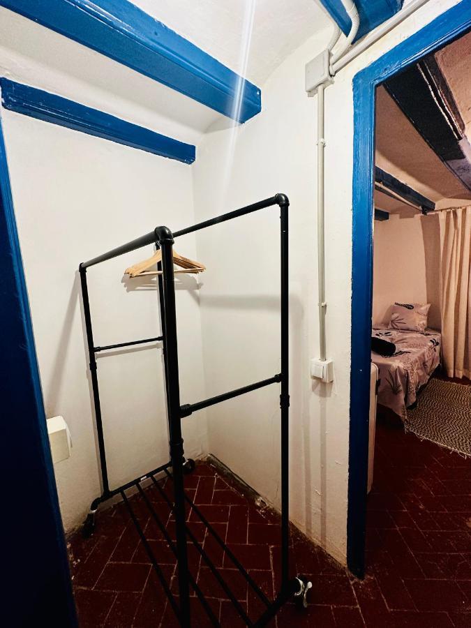 Artistic Central Apartment Барселона Экстерьер фото